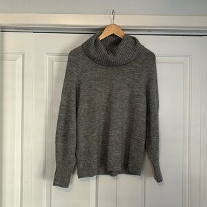 Banana Republic grey turtleneck sweater (Small)